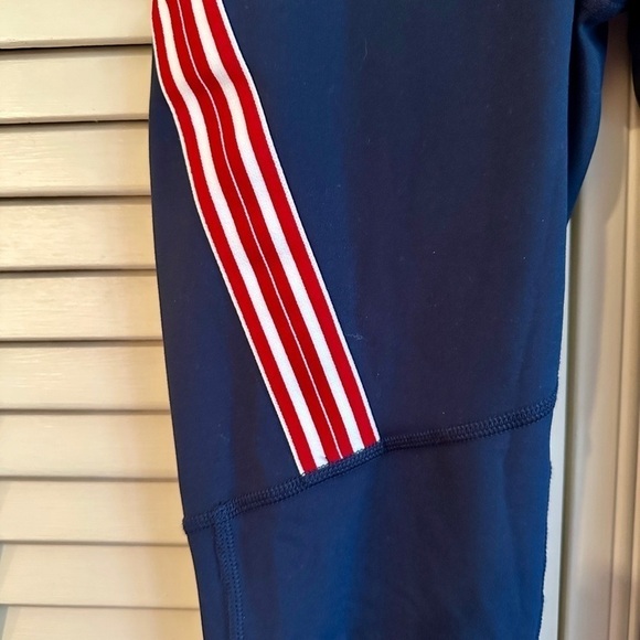 XERSION, NWT, WOMENS, HIGH-RISE, FITTED CAPRI WITH MEDIUM COMPRESSION. SIZE S - Picture 5 of 9